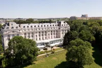 Waldorf Astoria Versailles - Trianon Palace - balcony