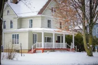 Beautiful home in a charming neighborhood. Close to dwntwn Geneva & Seneca Lake.