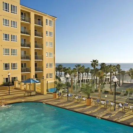 Club Wyndham Oceanside Pier Resort