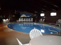 Quality Inn Klamath Falls - Crater Lake Gateway - Pools
