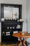 Cozy Private Suite in Cultural District! Walk to Mass St. ~ 5 min to KU Campus