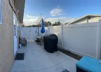 Cozy and Private Studio Retreat near Downtown & Beaches