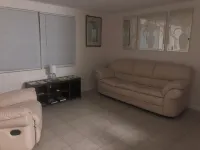 Small Cozy Home Hotels in Beverly Hills