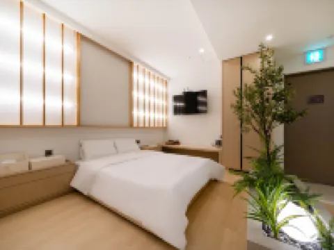 Geojedo Gohyeon Hotel Vibe 巨濟市酒店