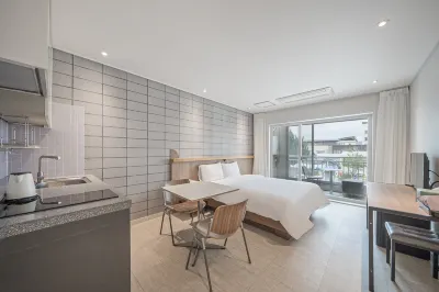 CL Mini Hotel Hotels near Seongdong Market