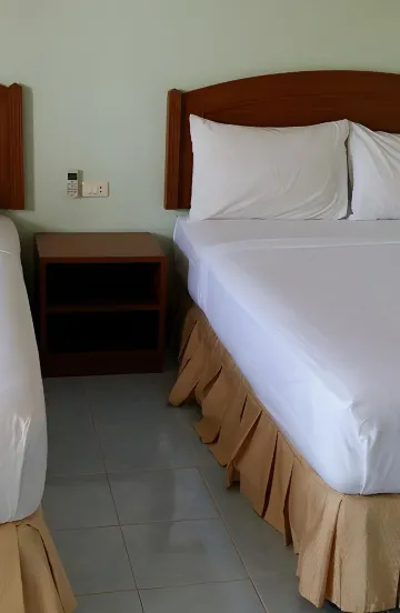 ห้องพักสำหรับ 3 ท่านพร้อมเครื่องปรับอากาศ