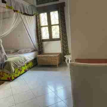 Guest room 1, A home away from home! Rooms