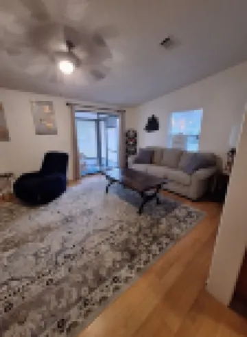 Charming 2-bedroom house in The Villages near Spanish Springs.