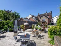 The Queens Hotels in Craven Arms