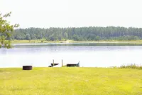 Rustic Cabin Overlooking Private 48 acre Bass Fishing Lake Hotels in George County