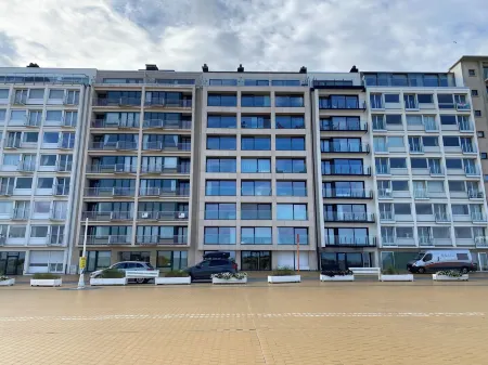 Nieuwpoort Stay w Beach Access