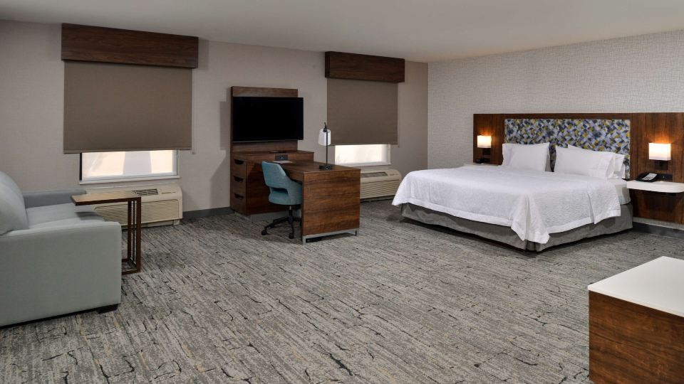 Hampton Inn & Suites Las Vegas Airport