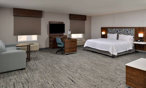 Hampton Inn & Suites Las Vegas Airport