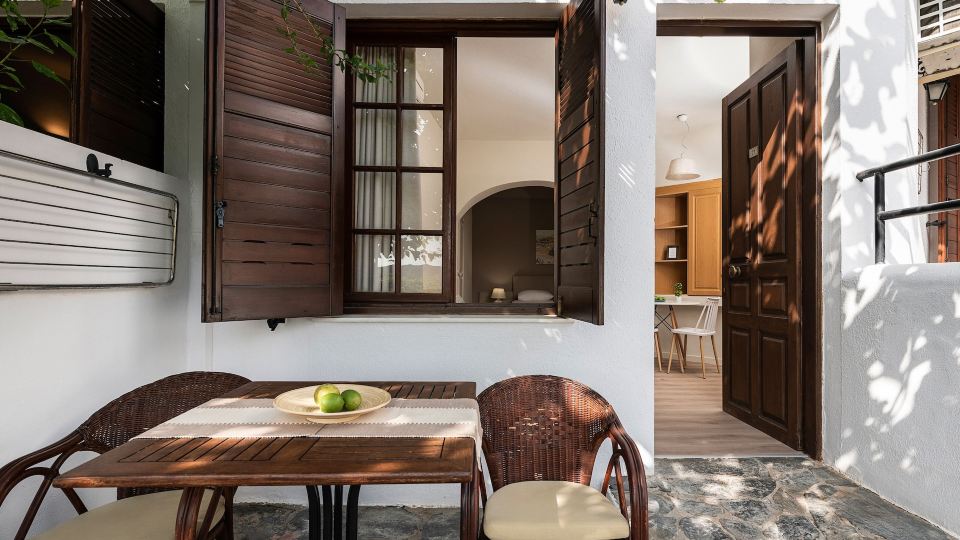 Alianthos Suites