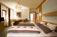 Mason Marmoleda Hotels in Pera