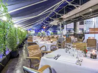 Radisson Bogota Metrotel Hotels near سيمون بوليفار سنترال بارك