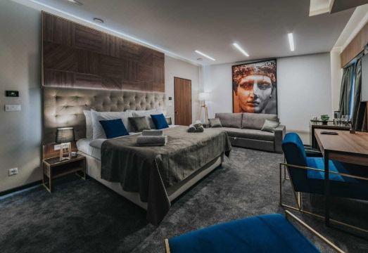 5. 일리차 럭셔리 ..