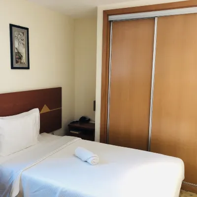 Golden Park Hotel Hotels near SAYANNA Wellness & Spa - EPIC SANA Luanda