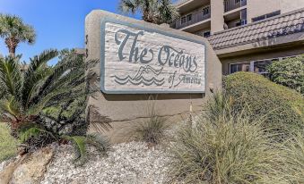 Oceanfront Beach Escape Condo with WiFi by RedAwning