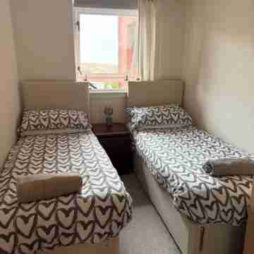 East Haar 2 Bedroom Flat Overlooking Harbour Rooms