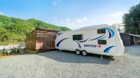 Gapyeong Ddobagi Pet & Spa Glamping Các khách sạn ở 