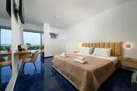 Ninos Grand Beach Hotel & Resort
