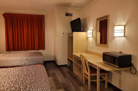 Modern Stay 39 Lakeview by OYO Minonk Garden