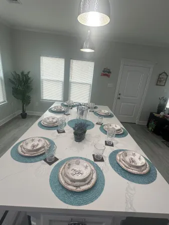 Charming brand-new 3-bedroom beach house in superb Surfside Beach