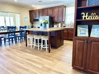 Sunset Escape LBreathtaking Views + Fun Amenities LPet Friendly - New Flooring