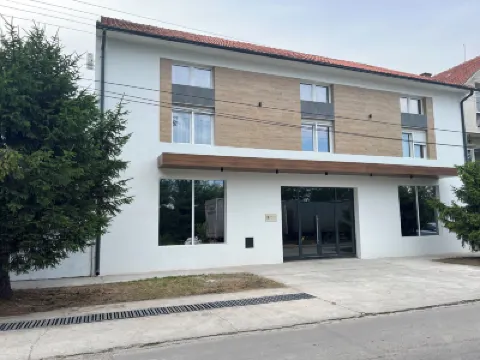 Sremsky Inn Отели в г. 