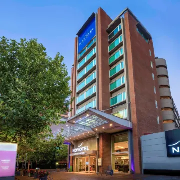 Novotel Santiago Vitacura Отели рядом с достопримечательностью «Витакура»