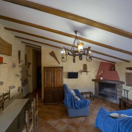 Holiday Home in Laroya with Pool & BBQ