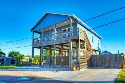 Priv Pool Walk to Marina Eateries 3 Mins to Beach Marlin Azul by AvantStay