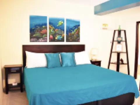 Sir Angel's Guesthouse โรงแรมใกล้สนามบินเบลีซซิตี้ มิวนิซิพอล