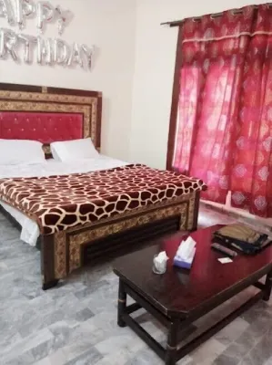 Hotel Palace Lodge Multan