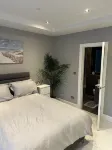 Croke Park 3-Beds 1 Pullout Bed Sleeps 8 - Bungalows