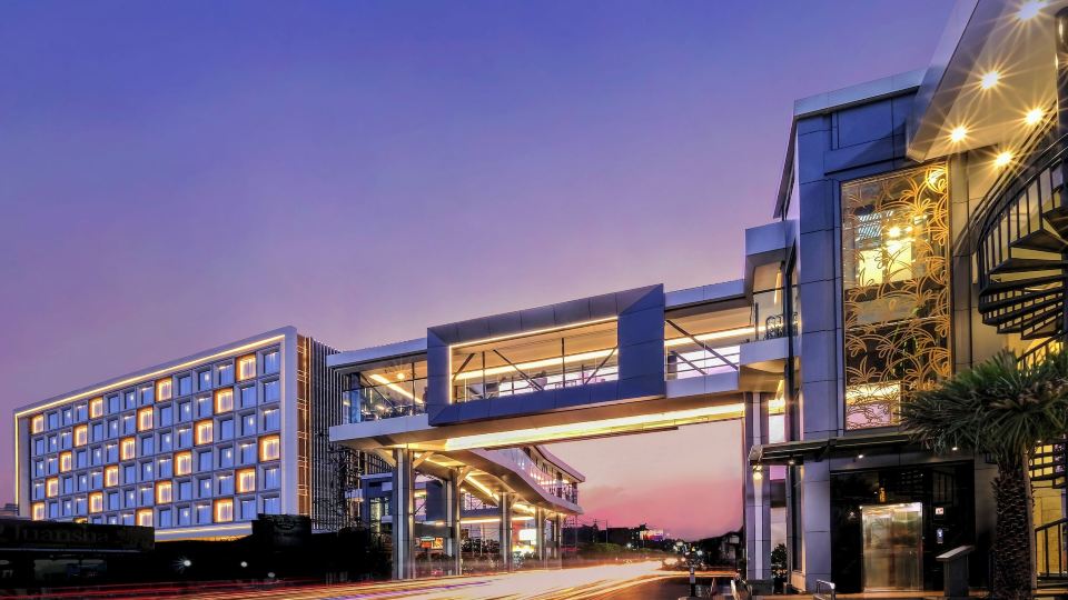 GRAMM HOTEL by Ambarrukmo Yogyakarta
