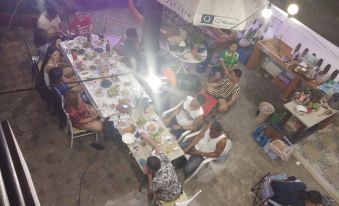 Chomlay Restaurant & Room for Rent