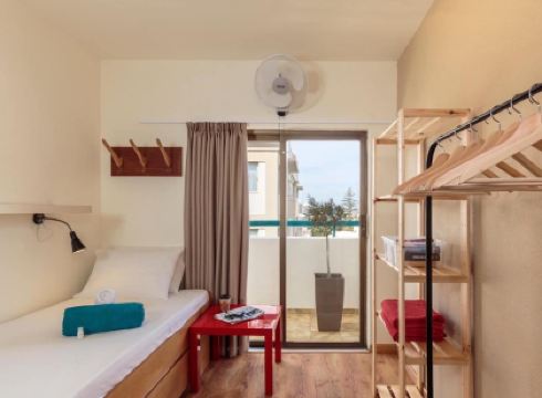 Stay Rhodes Hostel & Bar