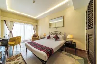 Sentrim Castle Royal Hotel Hotels near Swahili Cultural Centre