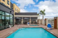 Fairfield Inn & Suites Menifee - Swimmingpools