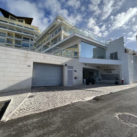 Cliffs Apartment - Astonishing Bay View
