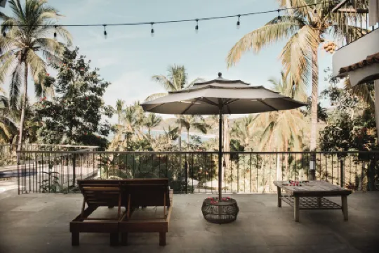 88 區飯店 - 限成人