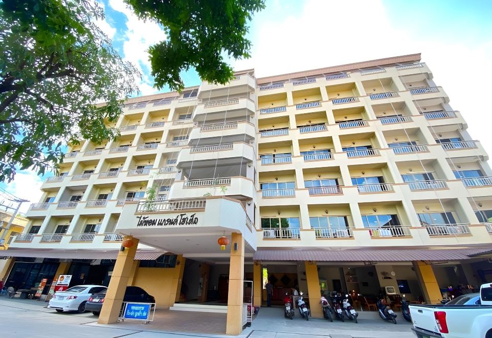 hotel overview picture