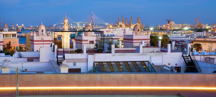 Tandem Torres de Cádiz Suites Hotels in Cadiz