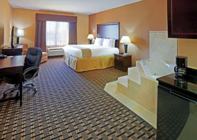 Comfort Inn & Suites Dallas Medical-Market Center Hotels in Dallas