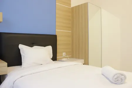 Zest Studio Semi Apartment at the Lodge Paskal Near Binus University Отели рядом со станцией Bandung Train Station