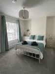 Train Station Cottage Taunton - Walk to town, pet friendly! - 홈스테이