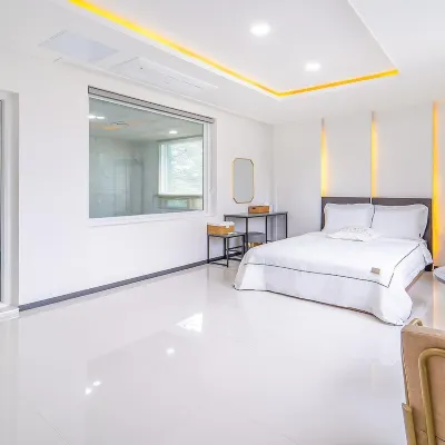 Gapyeong Ciere Poolvilla Hoteles cerca de Torre Hyeonchungtab Memorial