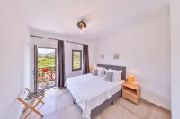 Thomas Suites Datça